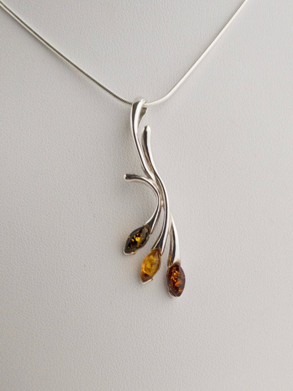 Sterling Silver Baltic Amber Necklace & Stud Earrings Set Botanical Leaf 925 - Picture 5 of 17